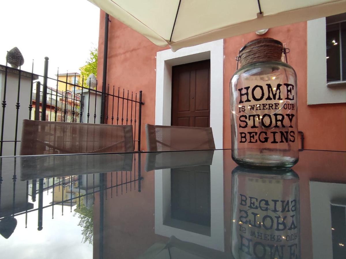Grape'S Home Canelli Exterior photo